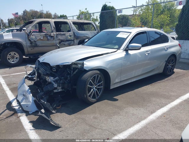 BMW 330I 2019 WBA5R1C56KAK06457 Image 2