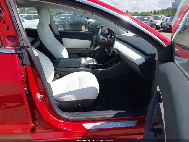 2019 TESLA MODEL 3 5YJ3E1EAXKF413098 Photo 4
