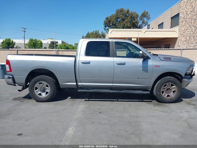 RAM 2019 2019 3C6UR4DJ4KG652210 Image 13