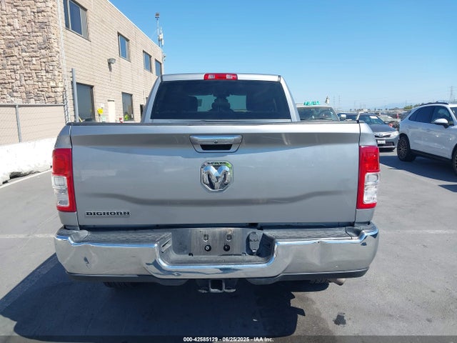RAM 2019 2019 3C6UR4DJ4KG652210 Image 16