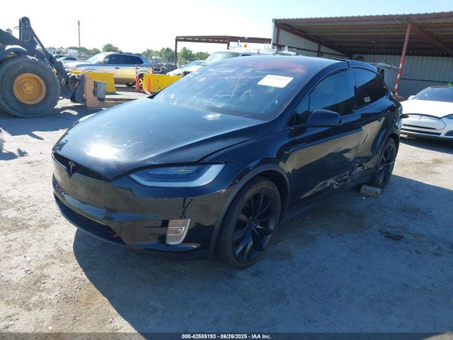 2018 TESLA MODEL X 5YJXCBE29JF129238 Photo 1