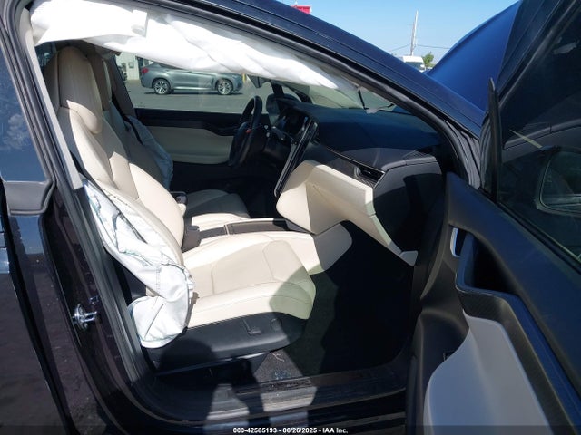 2018 TESLA MODEL X 5YJXCBE29JF129238 Photo 4