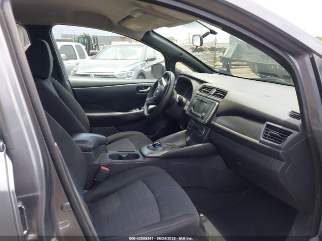 1N4AZ1CP0JC308042 Nissan Leaf