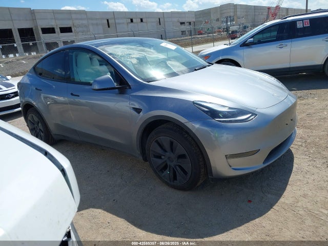 2025 TESLA MODEL Y 7SAYGDEE9SA351455 Photo 0
