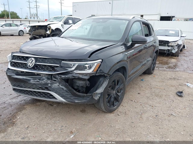 3VV1X7B21NM008881 Volkswagen tsi
