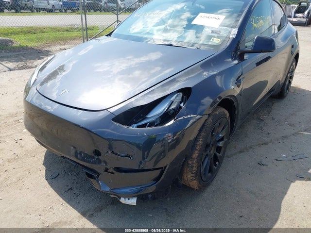2024 TESLA MODEL Y 7SAYGAEE8RF085941 Photo 5
