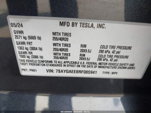 2024 TESLA MODEL Y 7SAYGAEE8RF085941 Photo 8