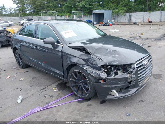 2015 AUDI A3 WAUEFGFF7F1033344 Photo 0