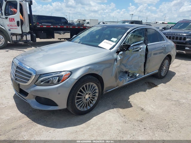 55SWF4JB1GU147843 Mercedes-Benz C-Class