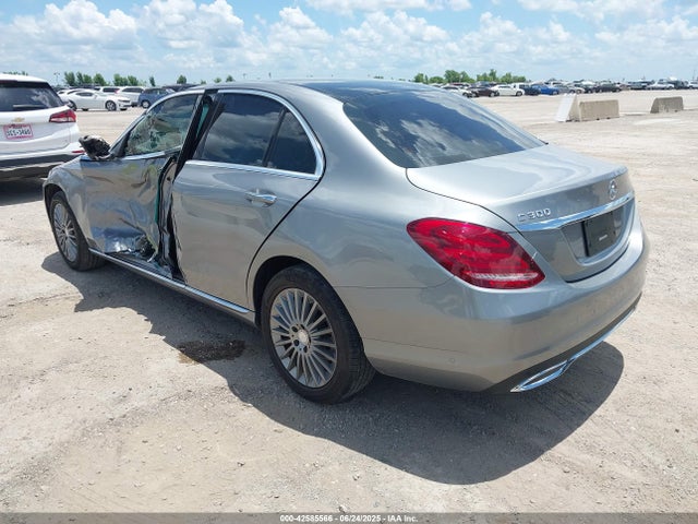 55SWF4JB1GU147843 Mercedes-Benz C-Class