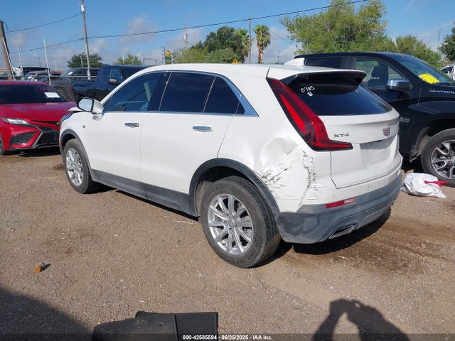 2023 CADILLAC XT4 1GYAZAR41PF170763 Photo 2