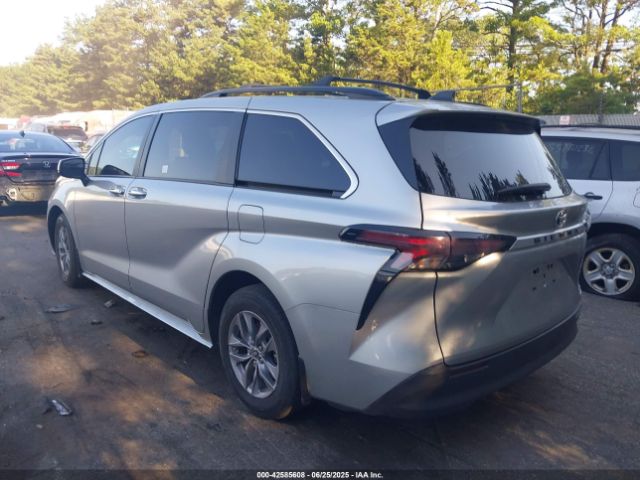 2023 TOYOTA SIENNA 5TDYRKEC1PS166459 Photo 2