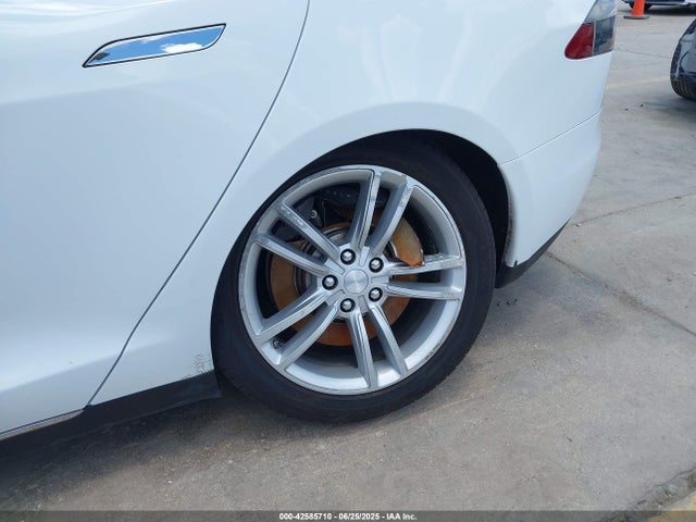 5YJSA1S17EFP44916 Tesla MODEL S