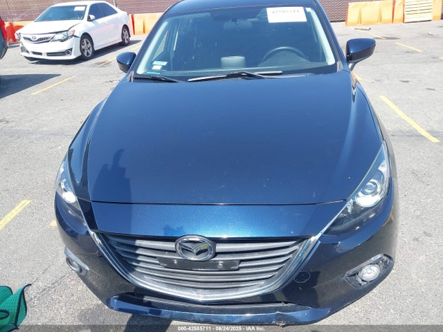 3MZBM1L77FM225787 Mazda pe