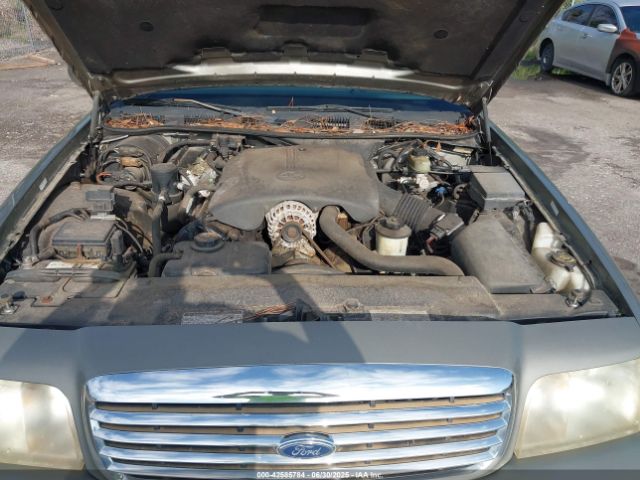 1999 FORD CROWN VICTORIA 2FAFP74W7XX160987 Photo 9
