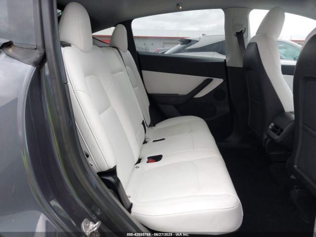 2021 TESLA MODEL Y 5YJYGDEE7MF098042 Photo 7