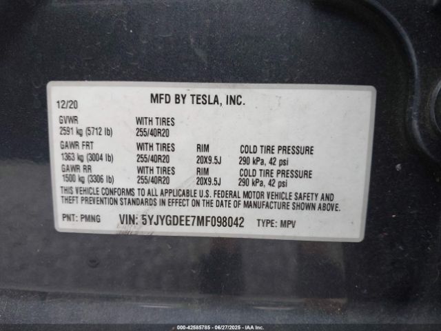 2021 TESLA MODEL Y 5YJYGDEE7MF098042 Photo 8