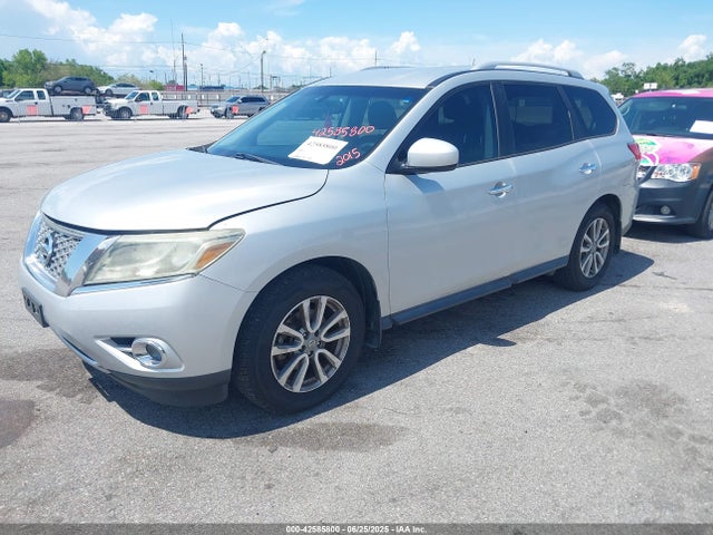 Nissan 2015 2015 5N1AR2MN4FC698515 Image 2