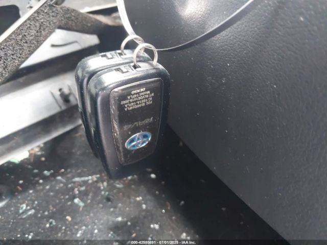 2022 TOYOTA RAV4 HYBRID 4T3RWRFV7NU063922 Photo 10