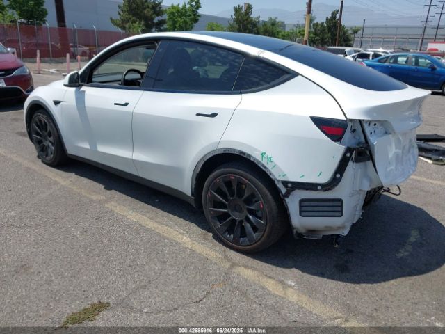 2020 TESLA MODEL Y 5YJYGDEE0LF017221 Photo 2