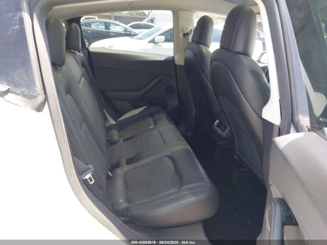 2020 TESLA MODEL Y 5YJYGDEE0LF017221 Photo 7
