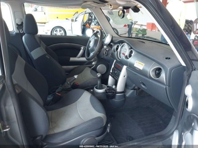 2004 MINI COOPER S WMWRE33474TD80161 Photo 4