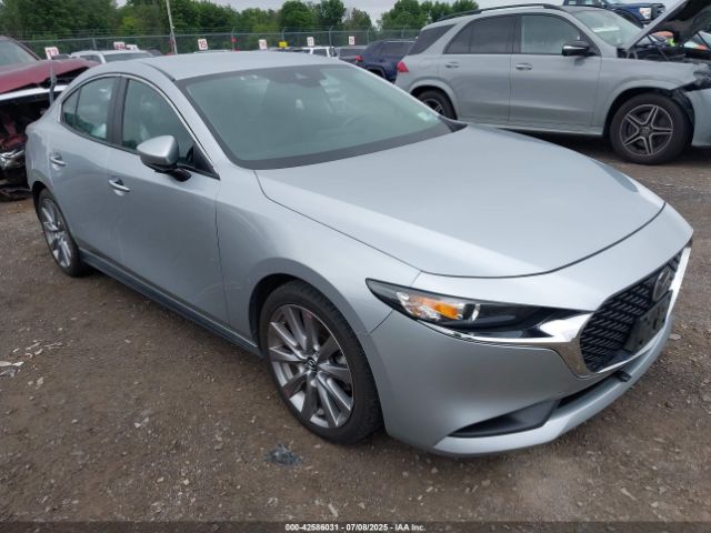 2021 MAZDA MAZDA3 3MZBPBBL8MM251968