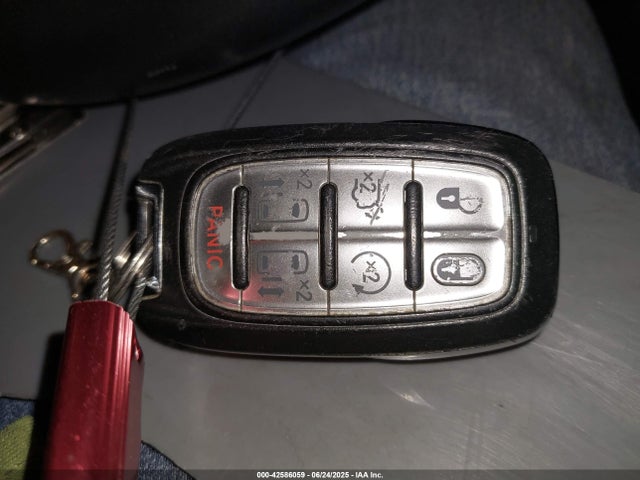 Chrysler 2017 2017 2C4RC1BG4HR734060 Image 11