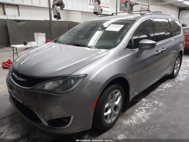 2C4RC1BG4HR734060 Chrysler 2017