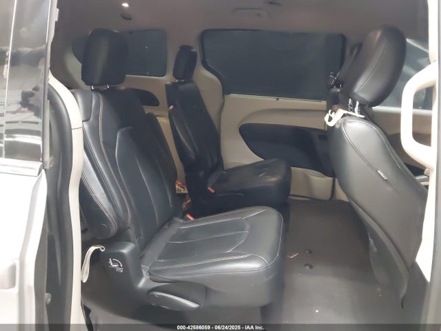 Chrysler 2017 2017 2C4RC1BG4HR734060 Image 8