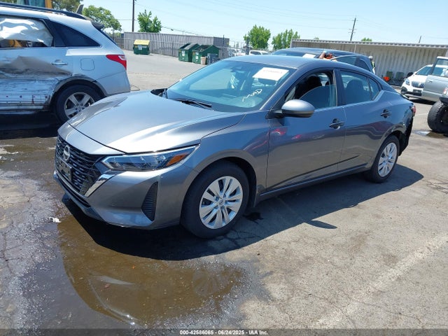 Nissan 2024 2024 3N1AB8BV7RY321657 Image 2