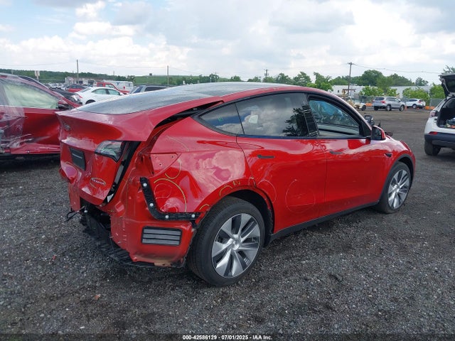 2023 TESLA MODEL Y 7SAYGDEE8PA122692 Photo 3
