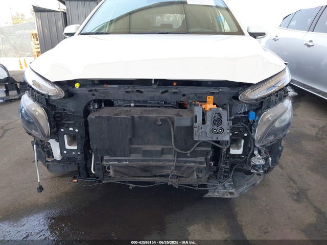 KM8K33AG3PU160837 Hyundai Kona