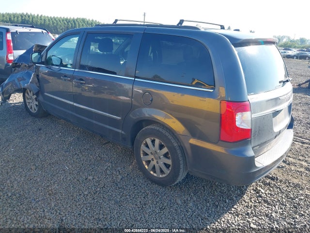 2C4RC1BG8GR269118 Chrysler 2016