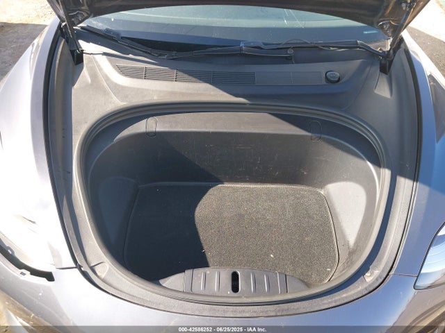 2019 TESLA MODEL 3 5YJ3E1EB7KF195274 Photo 9