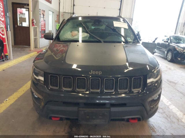 3C4NJDDB1JT284152 Jeep Compass