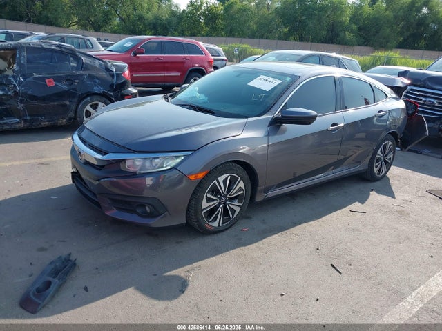 Honda l15b7 2017 19XFC1F38HE206906 Image 2