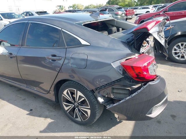 Honda l15b7 2017 19XFC1F38HE206906 Image 6
