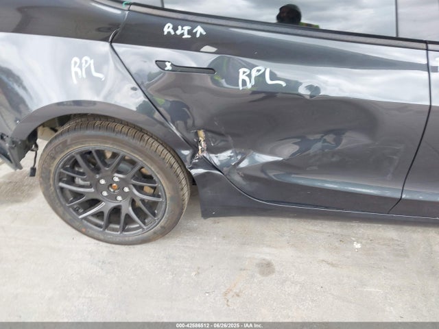 2024 TESLA MODEL 3 5YJ3E1EA7RF739130 Photo 5