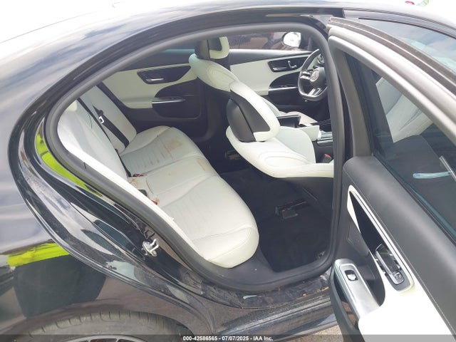 Mercedes-Benz m254 2023 W1KAF4GB7PR097128 Image 8
