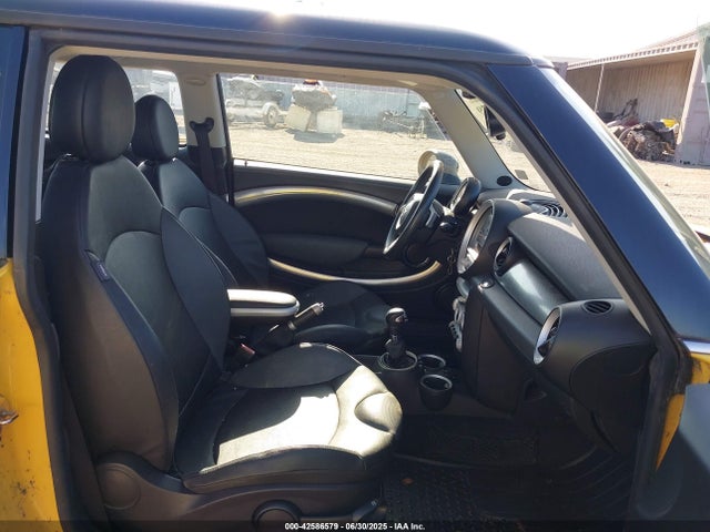 2007 MINI COOPER S WMWMF73517TV31617 Photo 4