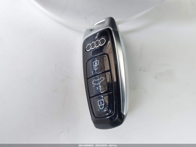 2019 AUDI A6 WAUD8AF28KN128059 Photo 10