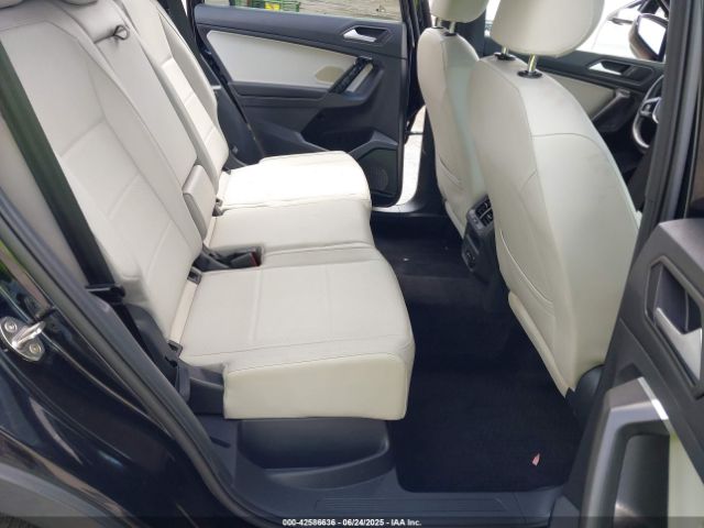 2021 VOLKSWAGEN TIGUAN 3VV2B7AX5MM134630 Photo 7