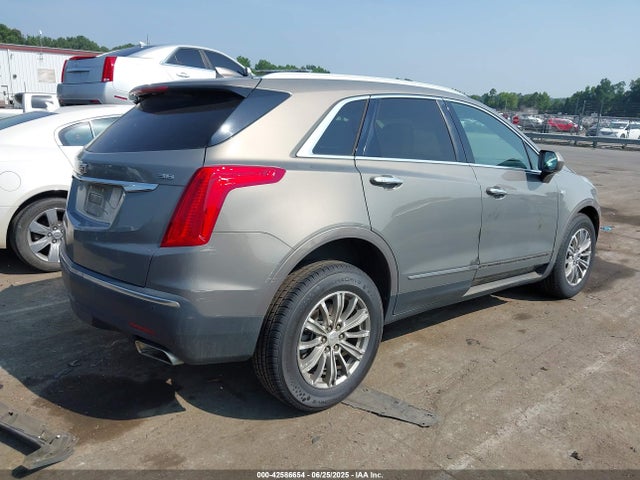 2017 CADILLAC XT5 1GYKNBRS2HZ284887 Photo 3