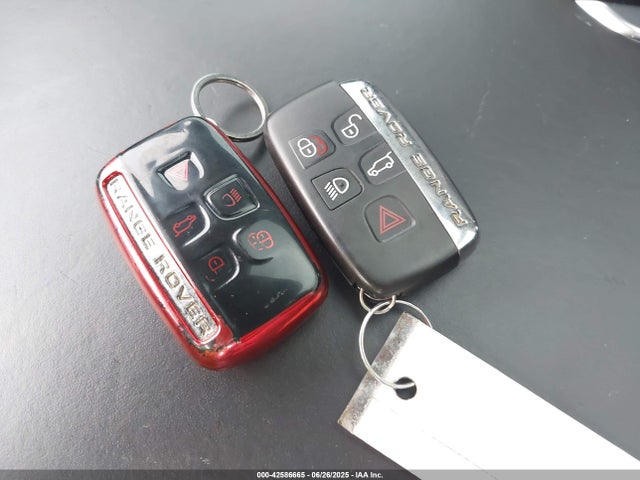 Land Rover s/c lev2 ulev 2016 SALWR2EF2GA573777 Image 11