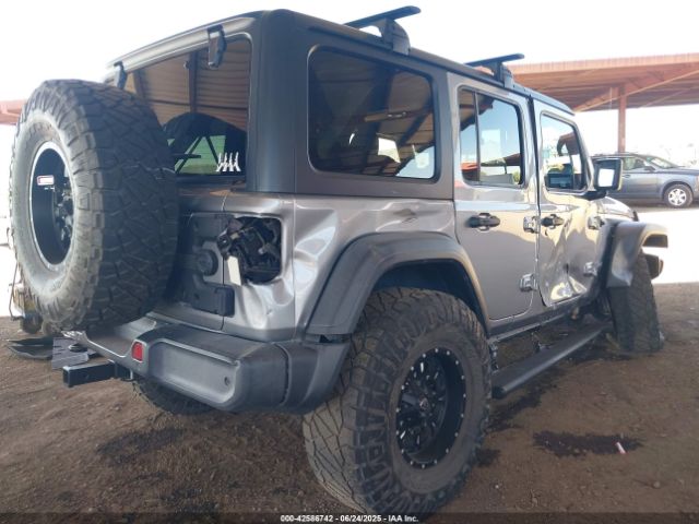 2019 JEEP WRANGLER UNLIMITED 1C4HJXDG7KW557682 Photo 3