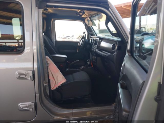 2019 JEEP WRANGLER UNLIMITED 1C4HJXDG7KW557682 Photo 4