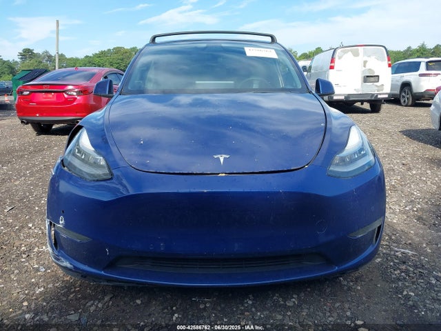 7SAYGDEE7NF371470 Tesla 2022