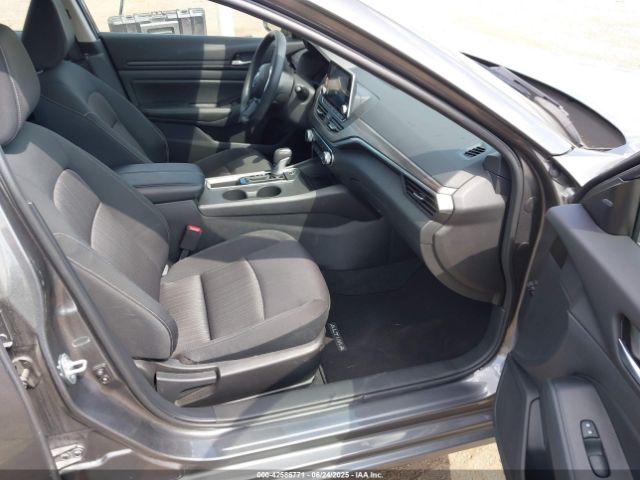 1N4BL4DV3SN367709 Nissan 2025