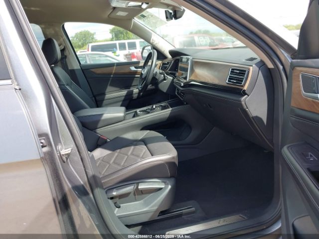 1V2HR2CA8RC563655 Volkswagen tsi
